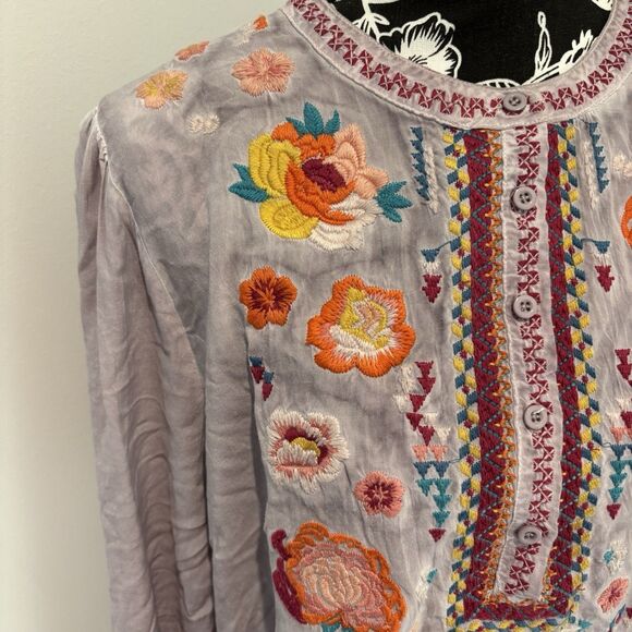 ANDREE by Unit Purple Rayon Roll Tab Sleeve Embroidered Top TunicJohnny Was M - Picture 5 of 7